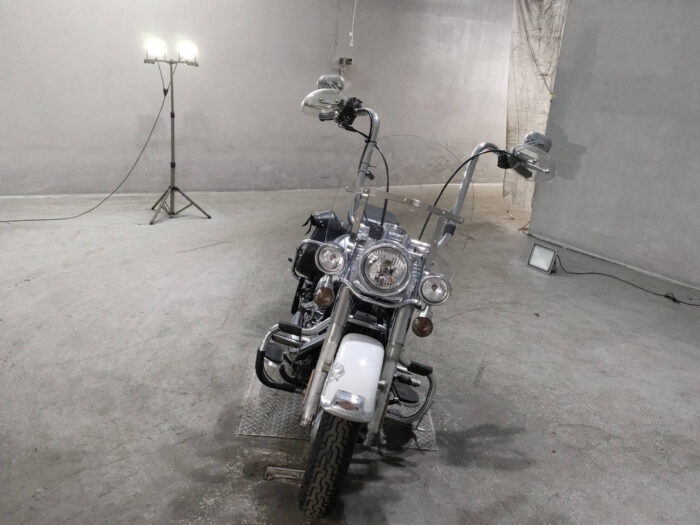 Мотоцикл Harley-Davidson HARLEY FLSTC1580 — изображение 6